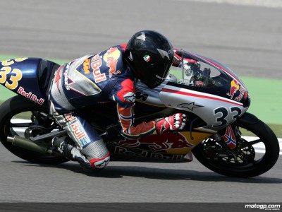 Sturla hangs on to Red Bull MotoGP Rookies Cup pole in the wind
