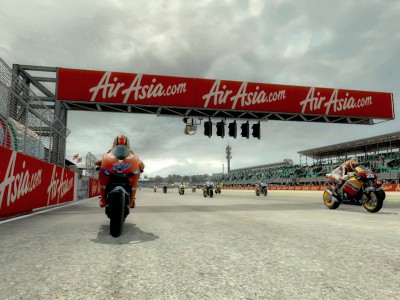 ¡Ya está disponible la actualización del juego MotoGP 09/10!