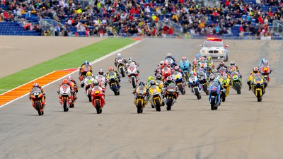 Bradl tout proche du titre Moto2 