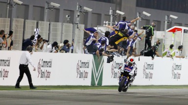 Lorenzo opens 2012 with victory in Qatar