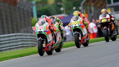Close race for Rossi and Hayden at the Sachsenring