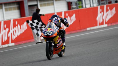 Kent takes victory in drama-filled Japan race