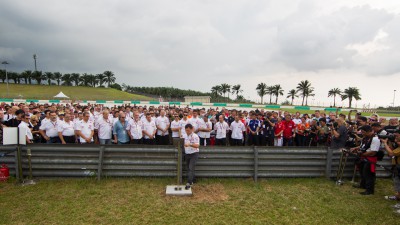 Le MotoGP™ rend hommage à Marco Simoncelli à Sepang