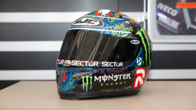 ロレンソ使用のヘルメットがオークションに出展 Motogp