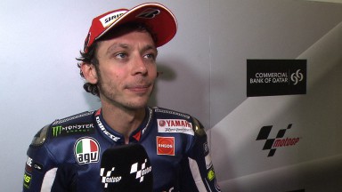Rossi protagoniza una nueva cabalgada fantástica en Qatar