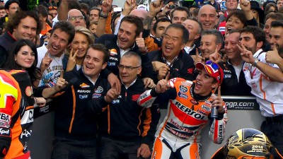 Márquez s'offre une dernière victoire et un nouveau record à Valence