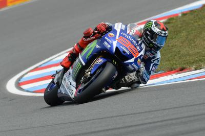 Lorenzo proves unstoppable in Brno