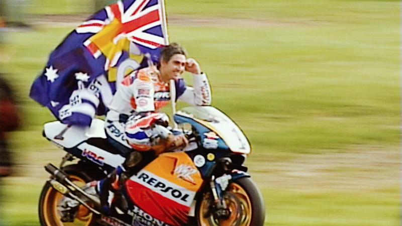 Moto GP - Un largo camino desde casa - Interdeportes 2 2016 motogp aus racing toguether.middle