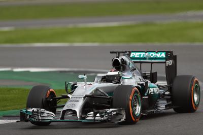 Jorge Lorenzo au volant de la Mercedes AMG PETRONAS F1