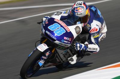 Moto3™: Warm Up and Sunday Guide