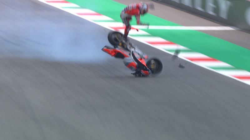 ハードクラッシュのピロは観察目的で入院 Motogp