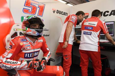 Pirro: 'Lorenzo es una gran pérdida para Ducati'