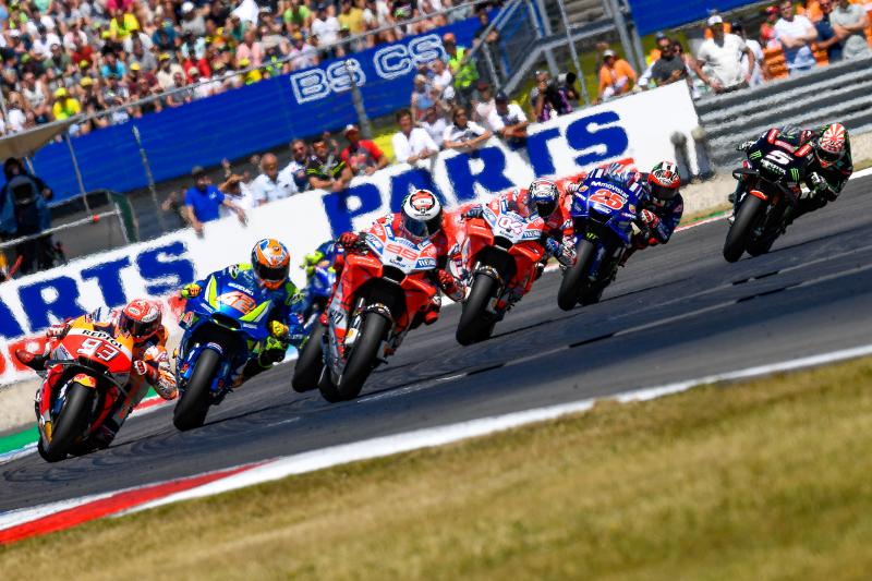 MotoGP 総集編 1983〜2020年 全38本セット ／ ロッシ　マルケス MotoGP - Number Web - ナンバー