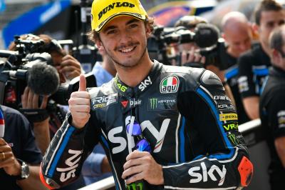 Bagnaia bolts to pole, Oliveira starts second