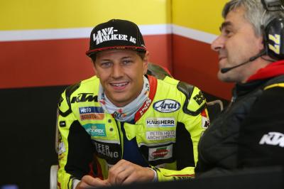 Aegerter signs with MV Agusta Forward Racing for 2019 