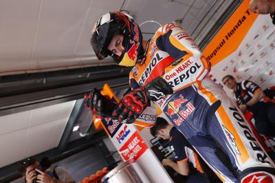 ¡Lorenzo sufre una fisura de costilla por la caída en Qatar!