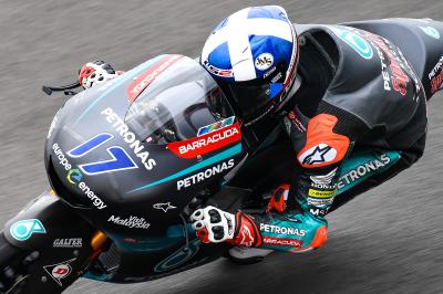 McPhee 0.6 clear, pole man Masia crashes 