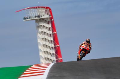 Márquez resiste el asedio de Rossi y conquista la 