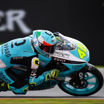 Dalla Porta tops Moto3™ Warm Up with whole field within 1.5s