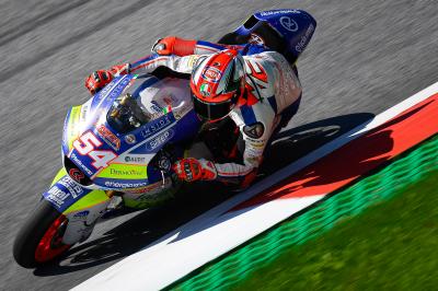 Pasini a tenth clear of Marquez, top 26 within a second 