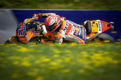 Las Ducati incrementan su presión sobre Márquez y Viñales