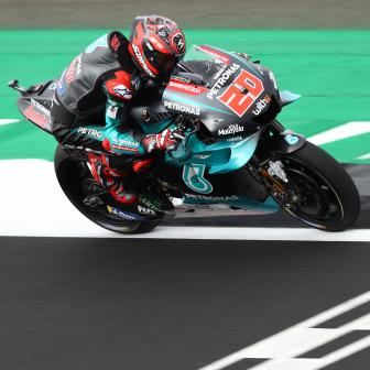 All three lap records smashed on groundbreaking Friday