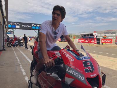 Rins ousts Marquez by 0.013 to win dramatic British GP thumbnail