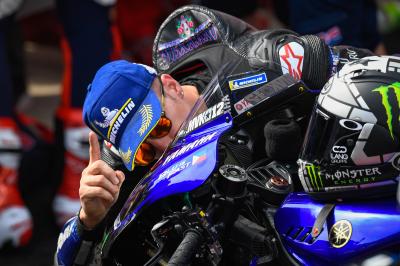 Viñales mette il turbo e vince a Sepang