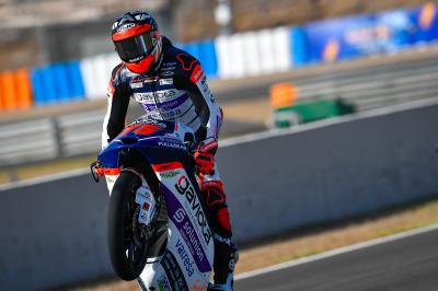 Arenas gewinnt Moto3™ Hitzeschlacht in Jerez