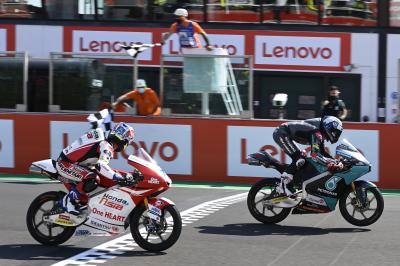 GRATIS! Genieße die letzte Runde des epischen Moto3™-Rennens