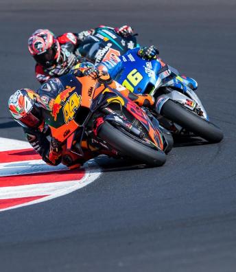 Free Video Entire Last Lap Of A Nail Biting Motogp Race Motogp