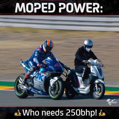 Who needs 250bhp when you have moped power!  @alexrins