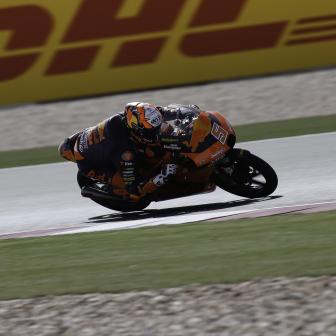 Masia half a second clear in scorching Moto3™ FP1