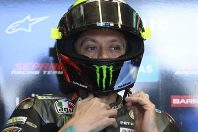 Las nuevas piezas de Yamaha ayudan a Rossi a mejorar