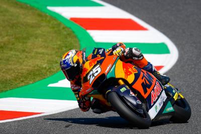 Moto2™ FP3: Raul Fernandez soars to P1 with lap record
