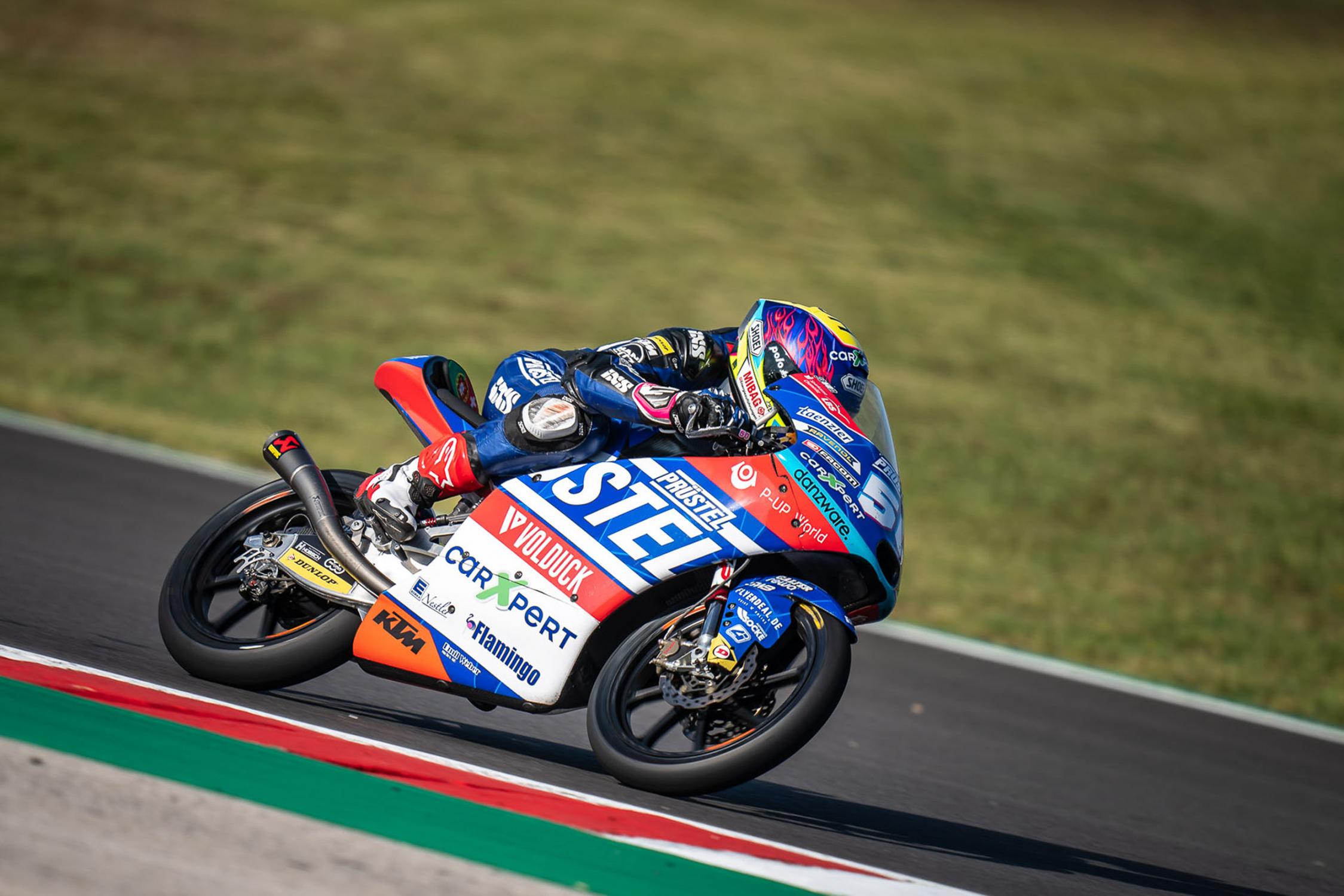 Ilustrasi balap motor Moto3.