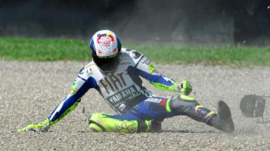 Mugello 2010 - MotoGP - FP2 - Valentino Rossi - Crash