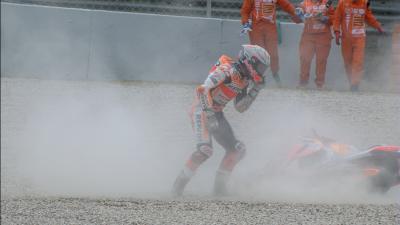 Third consecutive DNF for @marcmarquez93! A #MotoGP first for the