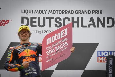 Gardner è il vincitore della 200° gara della Moto2™