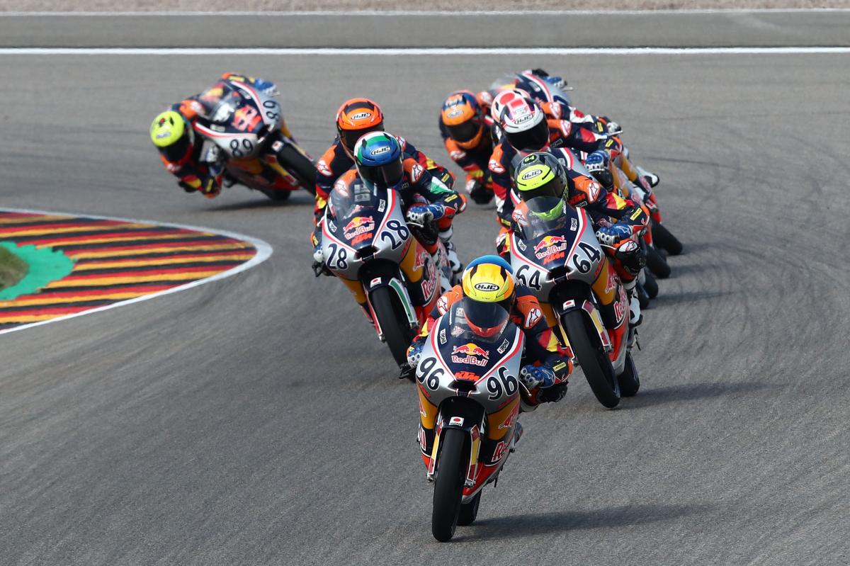 LIVE&GRATIS: Die Red Bull Rookies Cup-Rennen vom ...