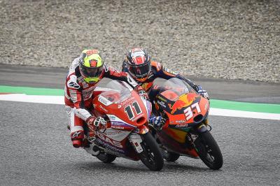 FREE: Acosta and Garcia provide all-time Moto3™ classic