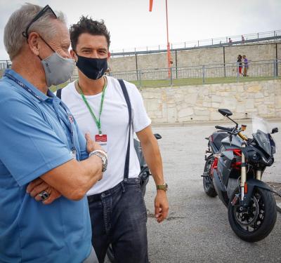 Welcome to the #AmericasGP, Orlando! Hollywood star @orlandobloom didn't want