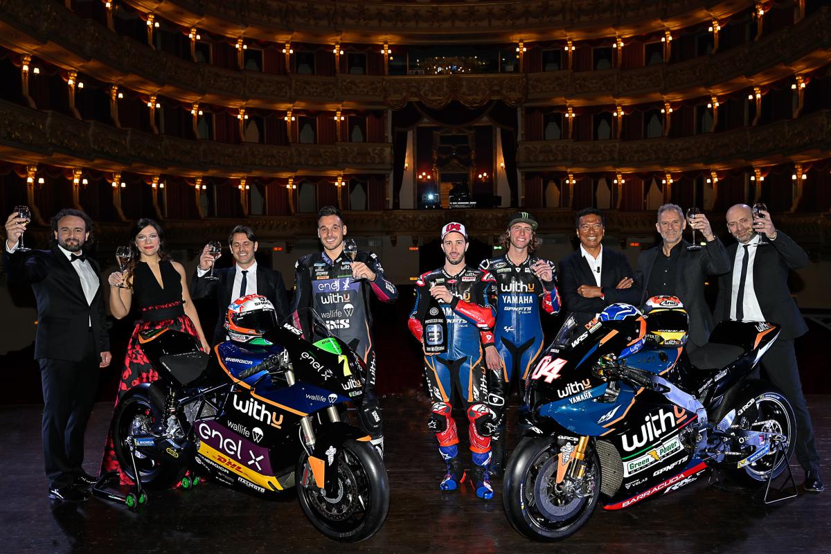 WithU Yamaha RNF Team reveal 2022 colours