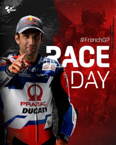 Bonjour everyone! IT'S RACE DAY at Le Mans! 