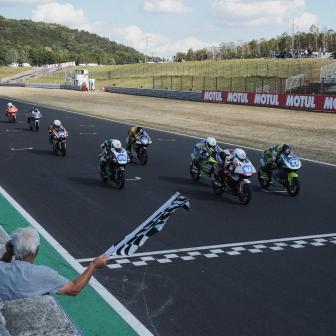Moor and Farkas take victory at Autodrom Most