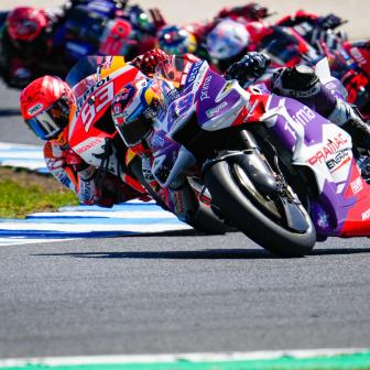 I sorpassi di Marc Marquez non vanno giù a Martin