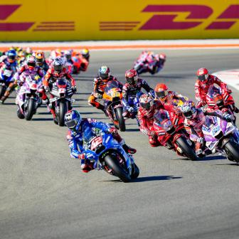 Le novità su 'cucchiaio', caschi, tute, serbatoi e non solo