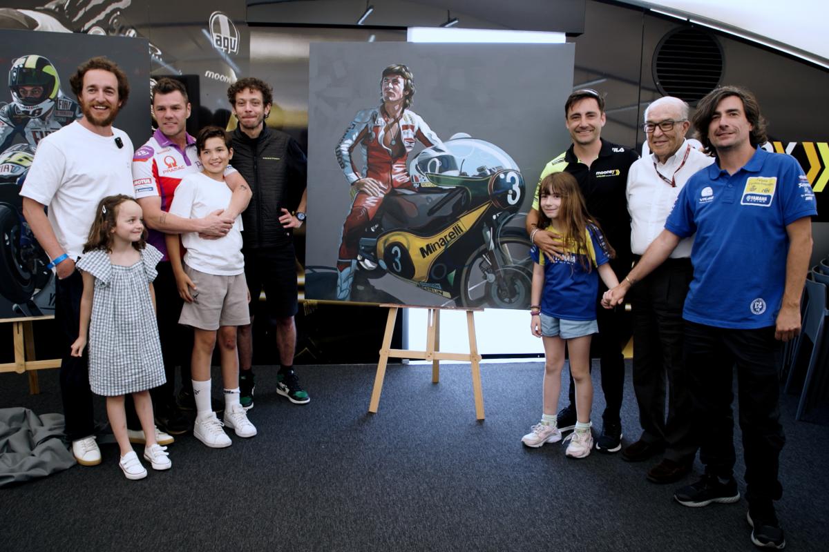 Angel Nieto Foundation reveal superb Rossi & Nieto portraits MotoGP™