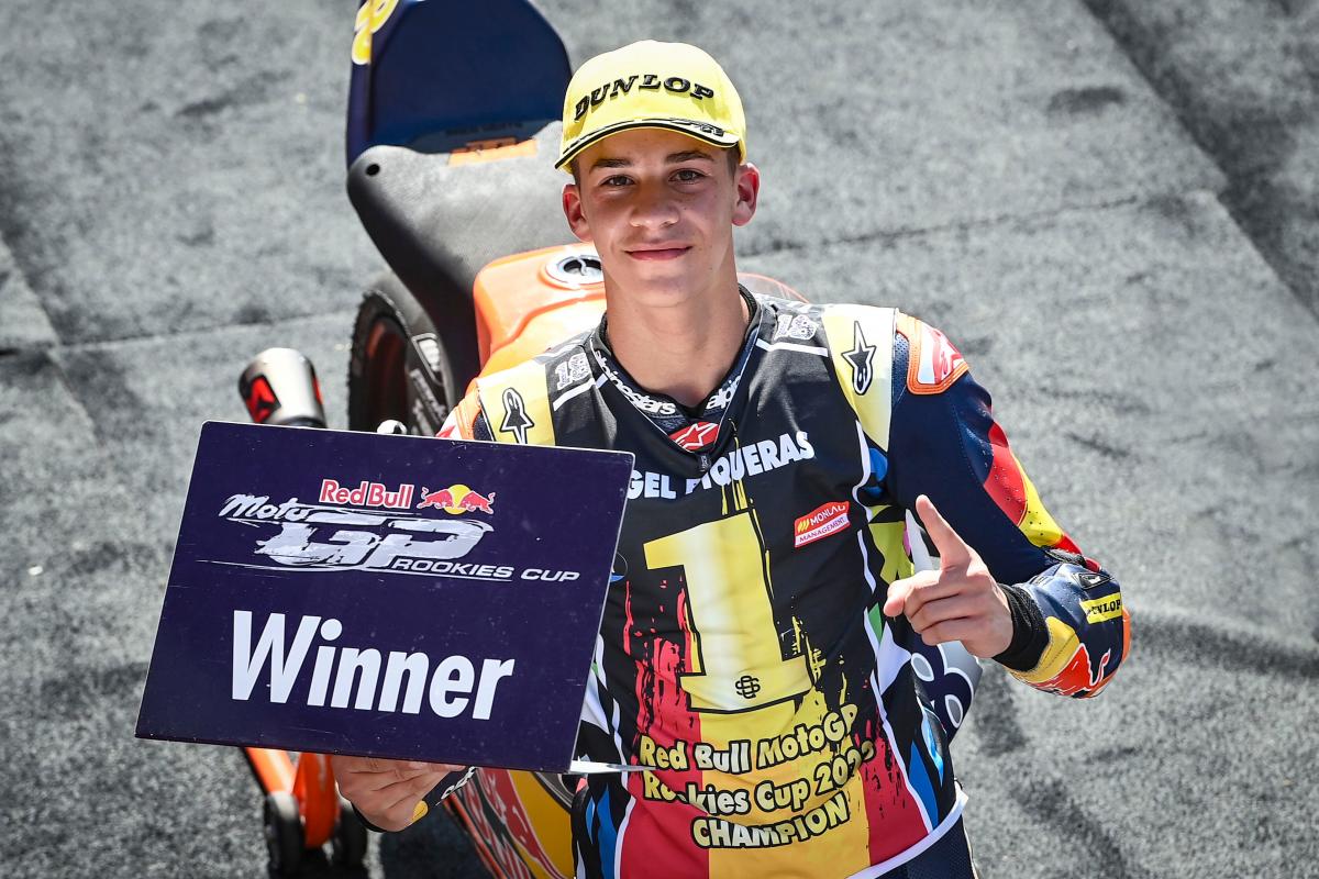 piqueras-takes-the-assen-double-and-the-rookies-cup